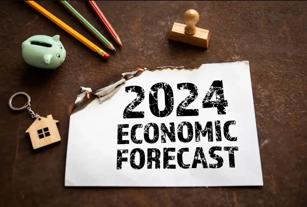 Navigating 2024: Economic Forecast, Key Predictions, and Preparations