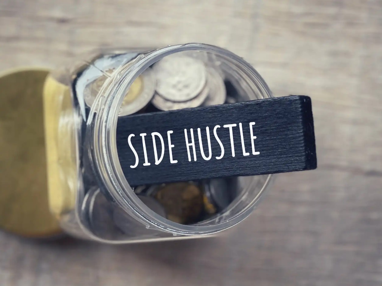 How to Boost Your Income With a Side Hustle