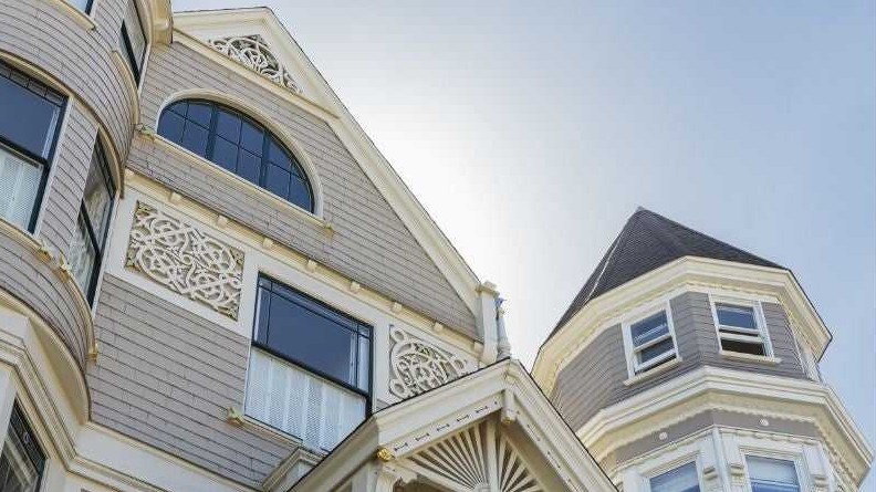 Victorian house in King Williams historic district